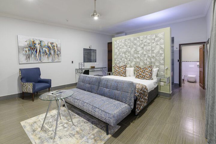 Room 13 of 62