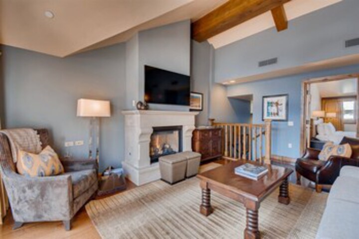 1-Sebastian 2 Bed Penthouse in Vail, CO