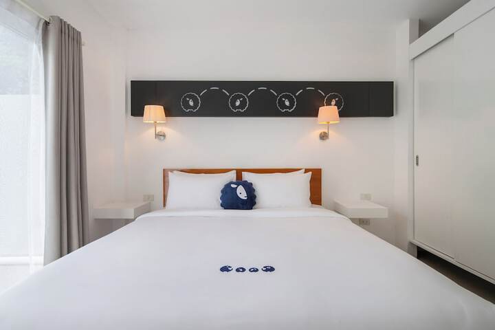 Room 15 of 64