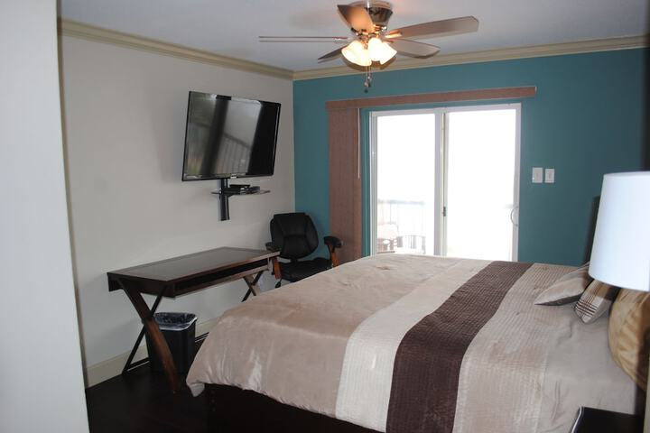 Room 20 of 210