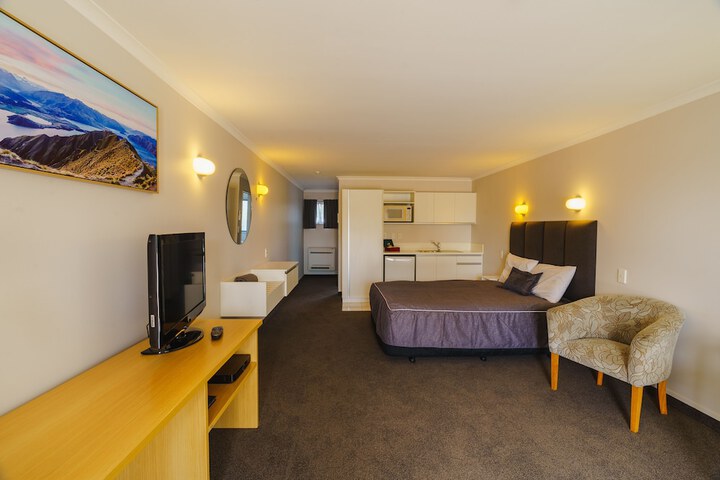 Room 14 of 63