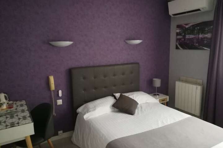 Room 18 of 40