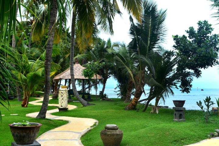Hotel Exterior 104 of 110