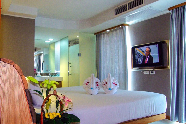 Room 16 of 41