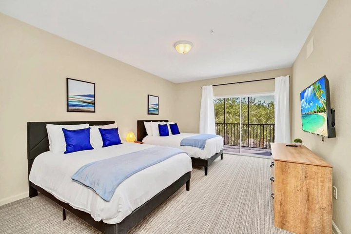 Room 3 of 15