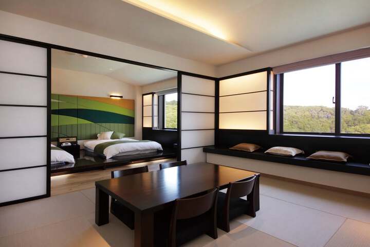 Room 4 of 178