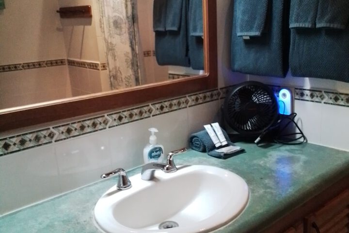Room 203 of 292