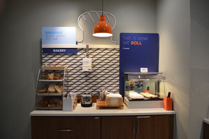 Breakfast/Coffee Service 38 of 49