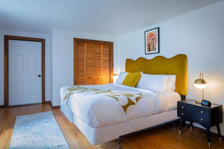 Superior King Bed (16 of 21)