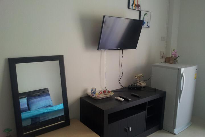 Bangsean Room Female Dormitory