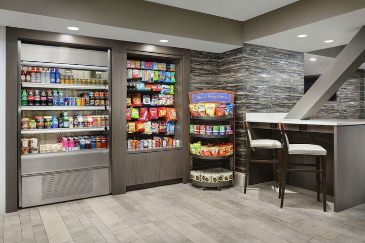 Snack bar