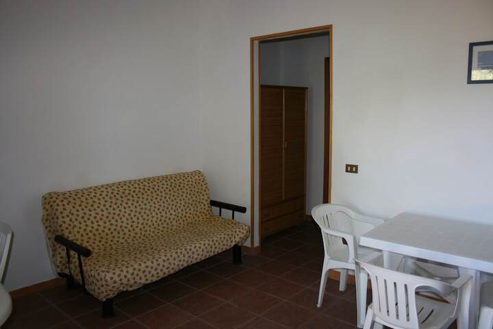 Room 14 of 199