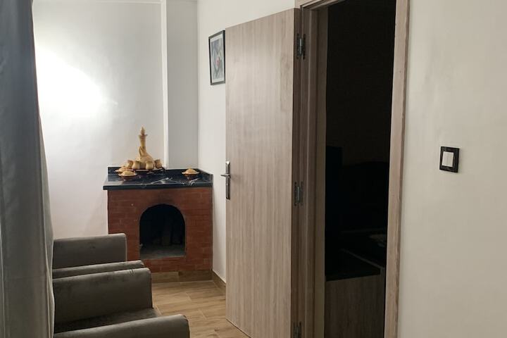 Room 13 of 30