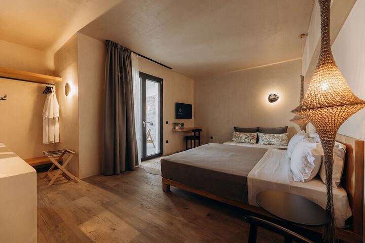 Room 9 of 57