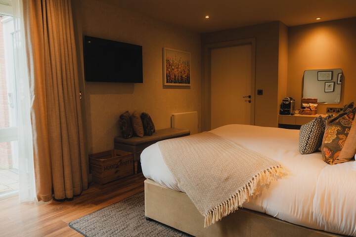 Room 8 of 23