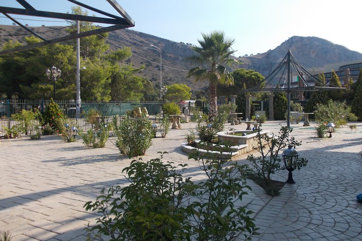 Terrace/Patio 18 of 28