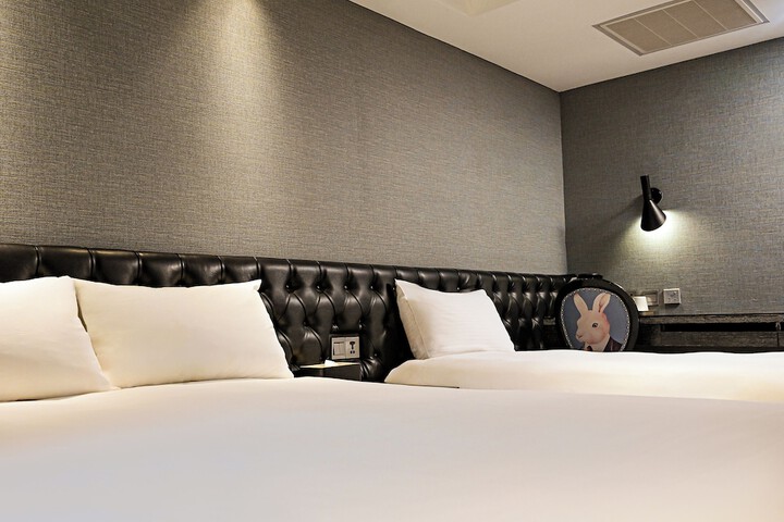 Room 86 of 146