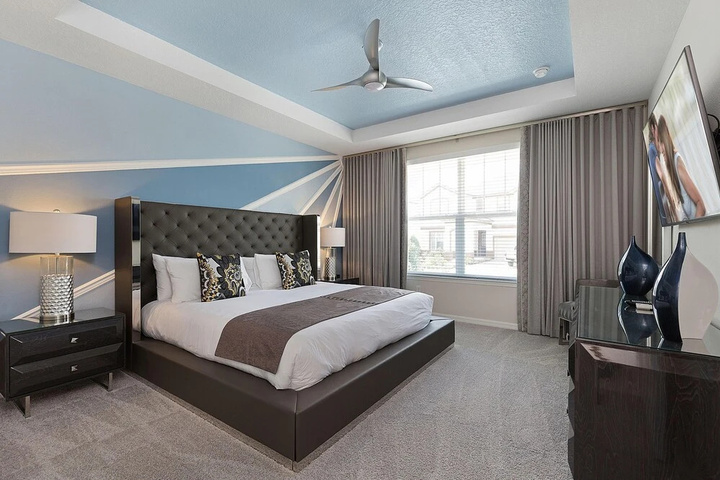 Room 5 of 29