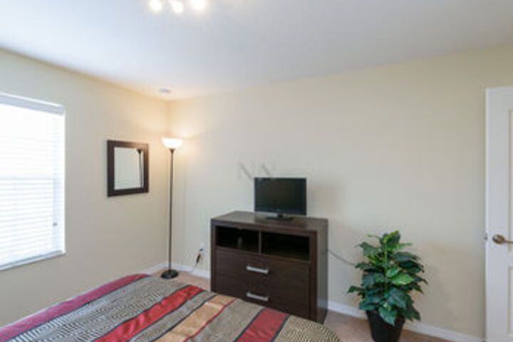 Room 165 of 687