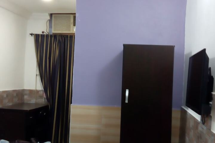 Room 19 of 42