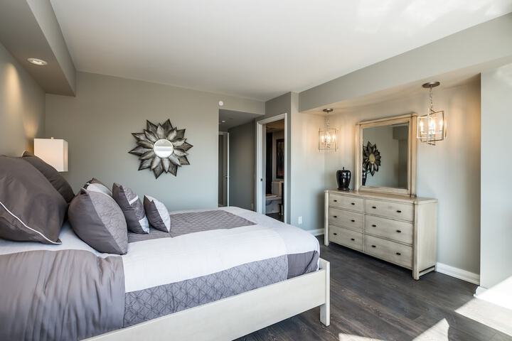 Room 5 of 73