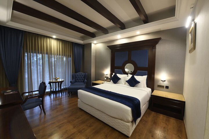 Room 3 of 24
