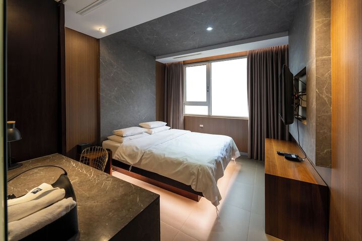 Room 41 of 59
