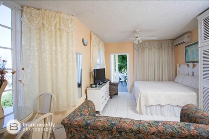 Room 2 of 15