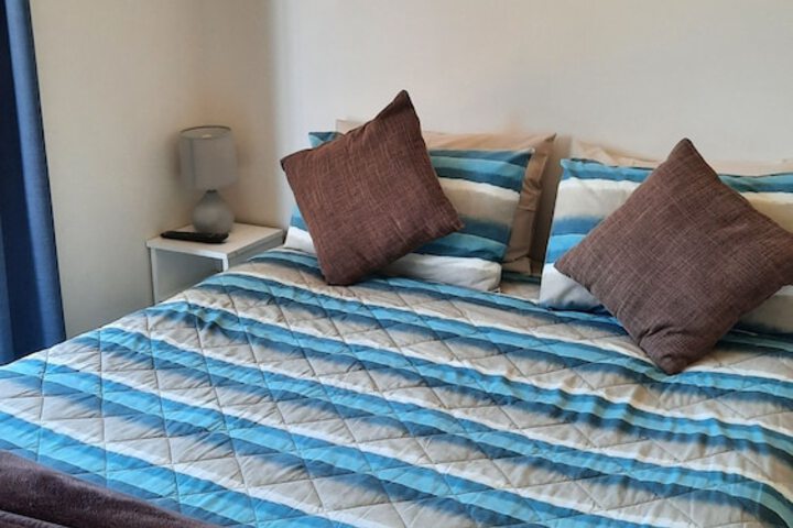 Room 8 of 31