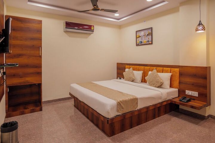 Room 14 of 31