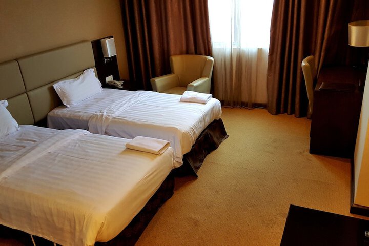 Room 18 of 44