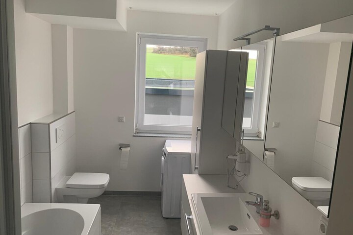 Room 32 of 44