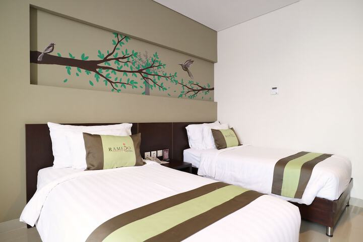 Room 15 of 31