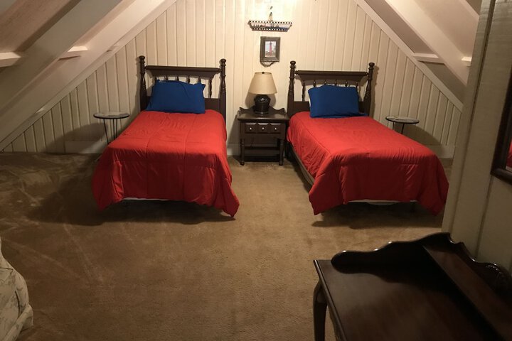 Room 41 of 400
