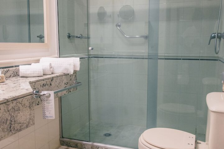 Clean Restrooms