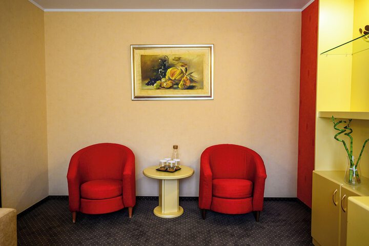Room 34 of 72