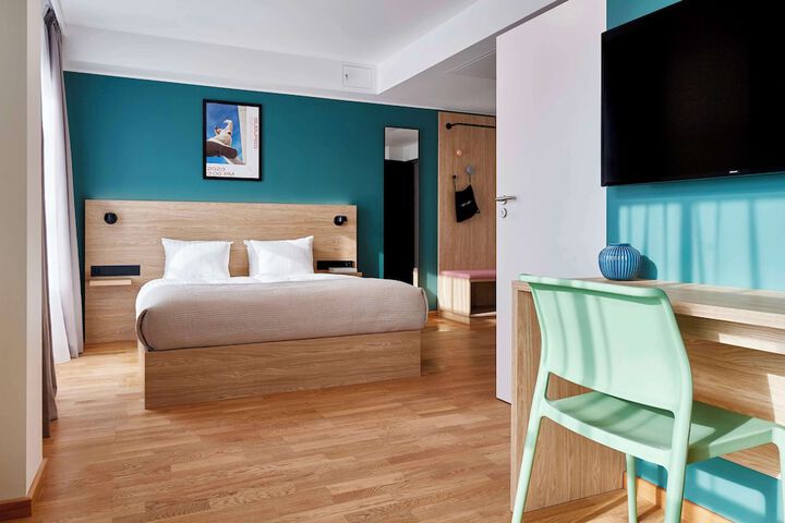 Room 12 of 31