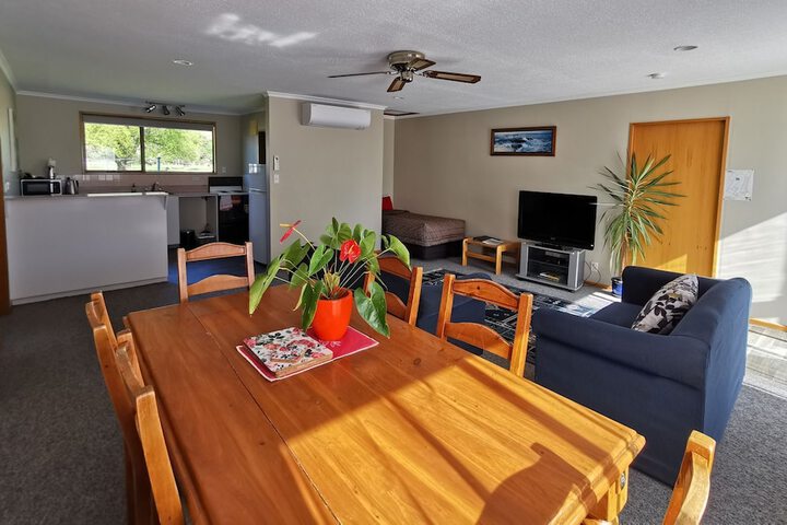 Room 3 of 25