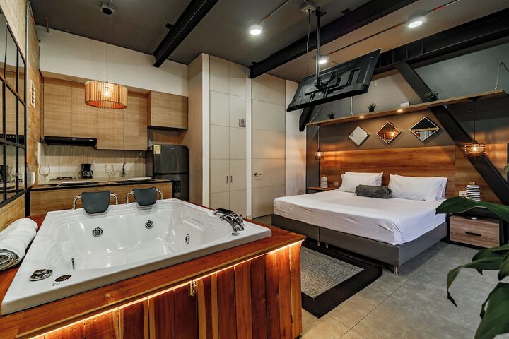 Room 39 of 230