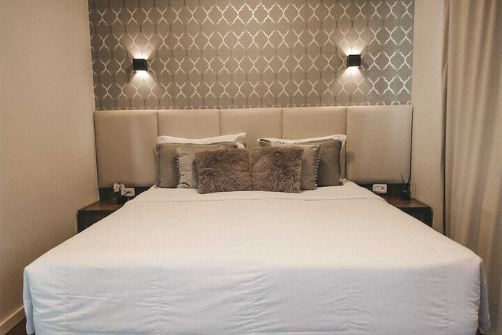 Room 5 of 38