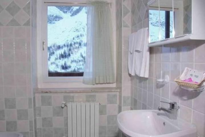 ALBERGO EDEN