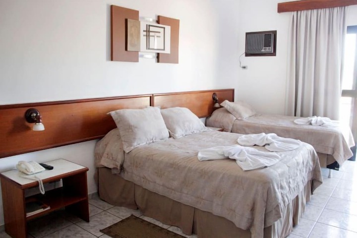 Room 8 of 63