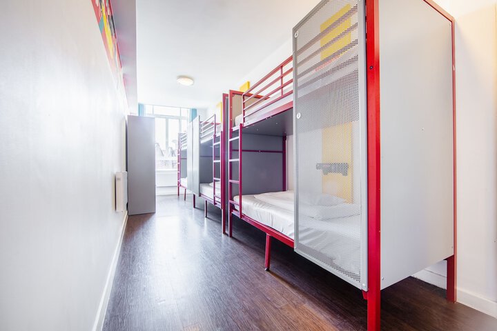 Room 14 of 45