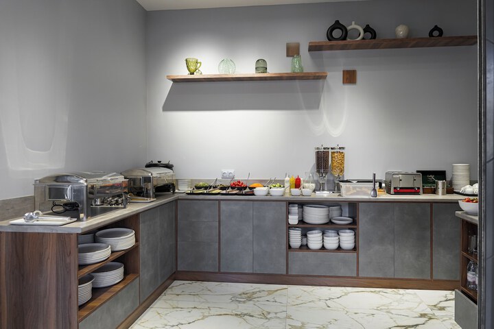 Dining 190 of 209