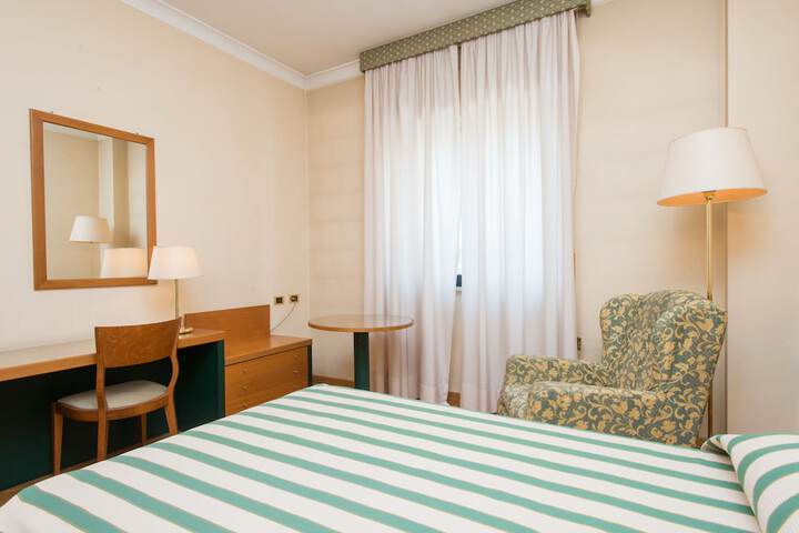 Room 20 of 47