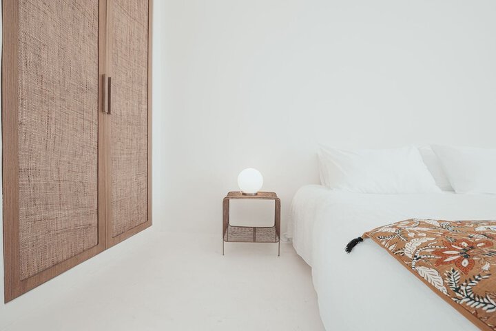 Room 16 of 129