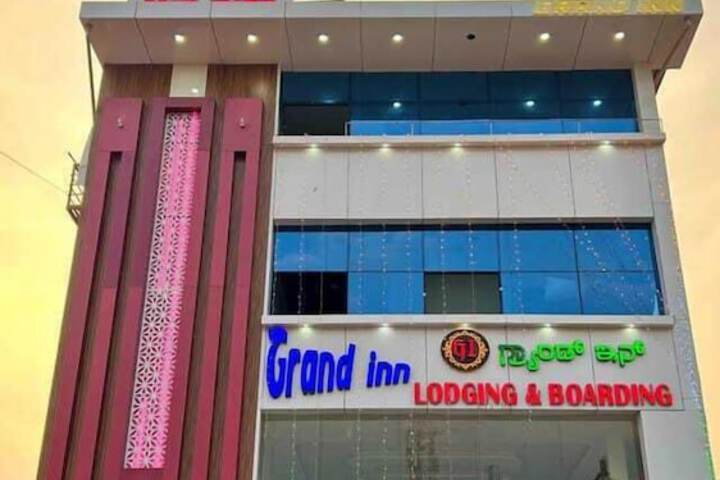 Grand Inn Lodging & Boarding
