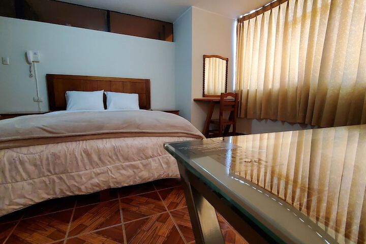 Room 2 of 31