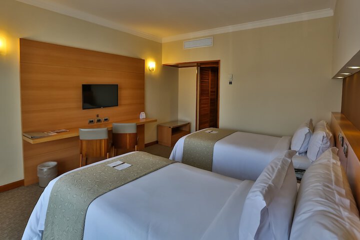 Room 10 of 60