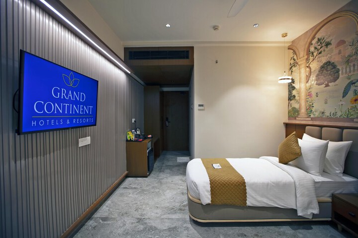 Room 12 of 47